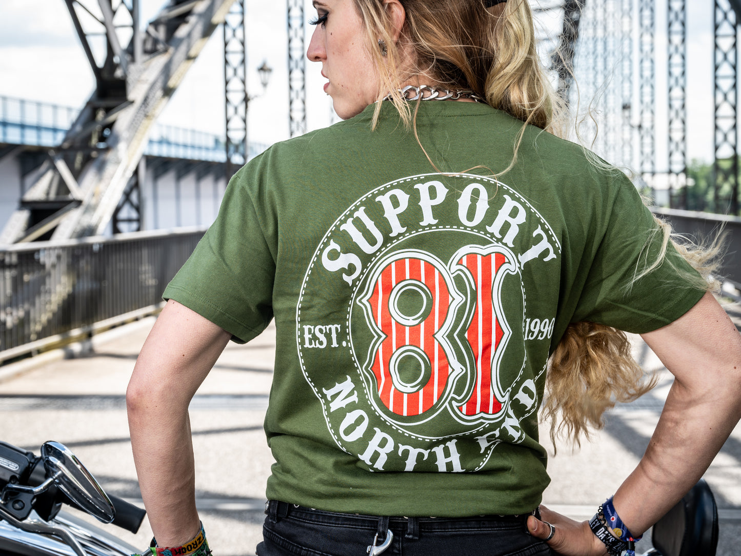 T-SHIRT "SUPPORT 81 NORTH END EST. 1990" - UNISEX