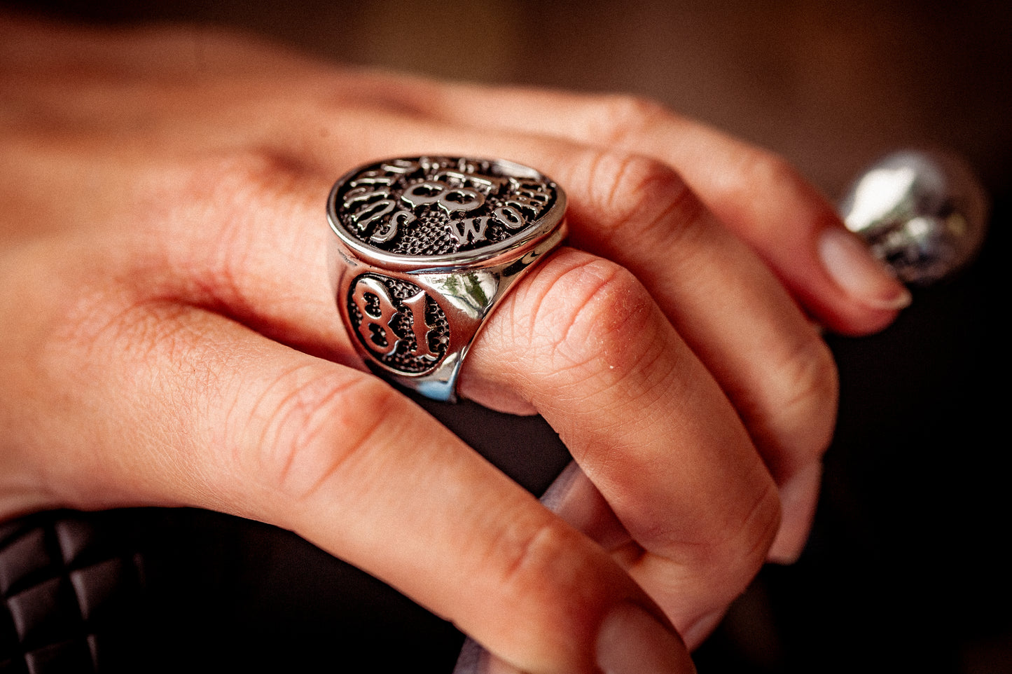 RING "SUPPORT 81 WORLD" - SILBER