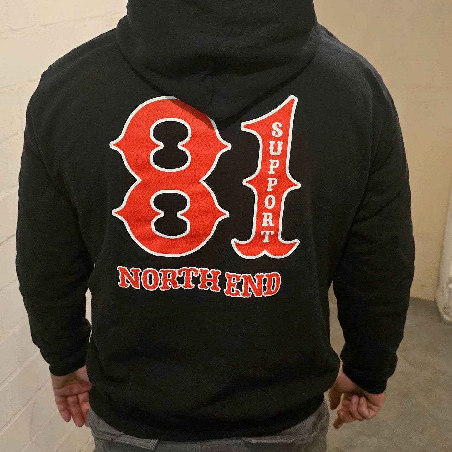 81 Neckline HOODIE